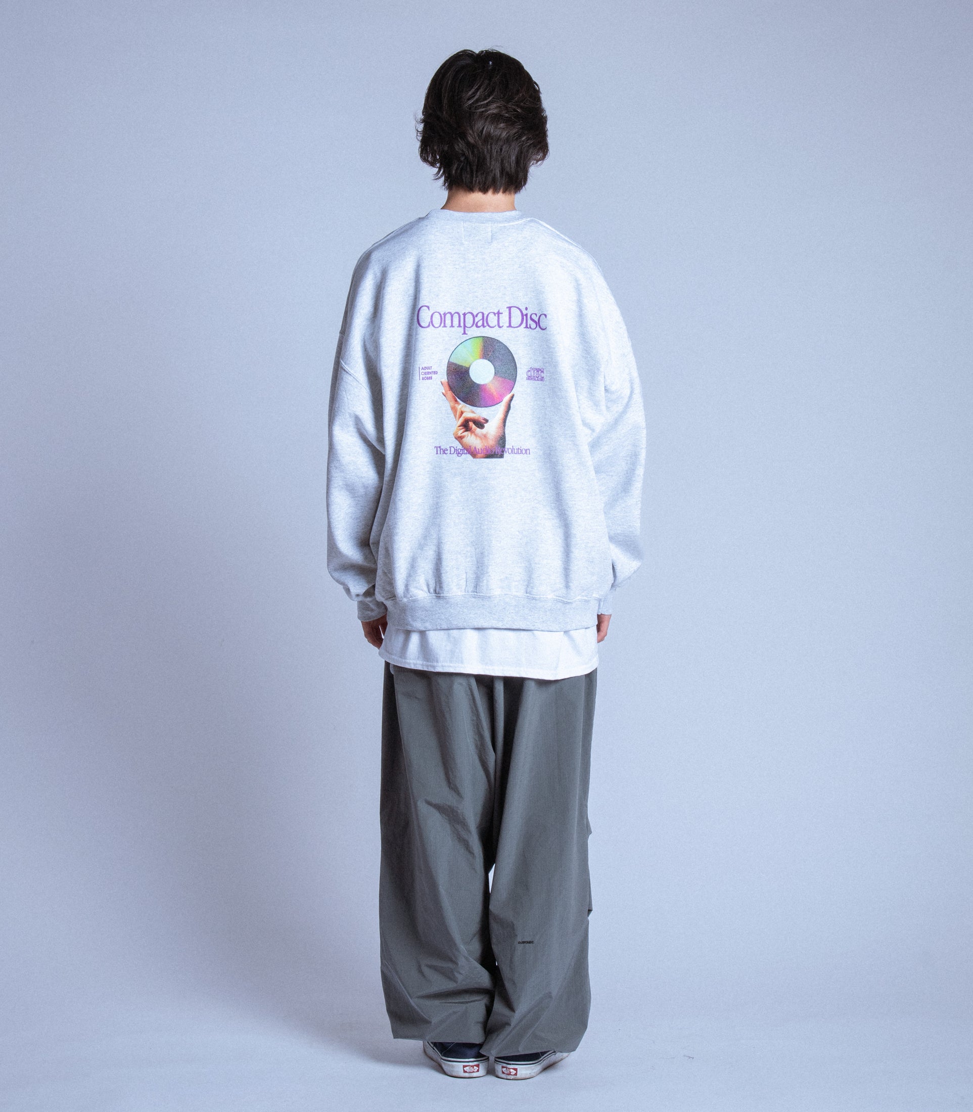 将图片加载到图库查看器，Compact Disc Print Sweat Shirt HEATHER GRAY
