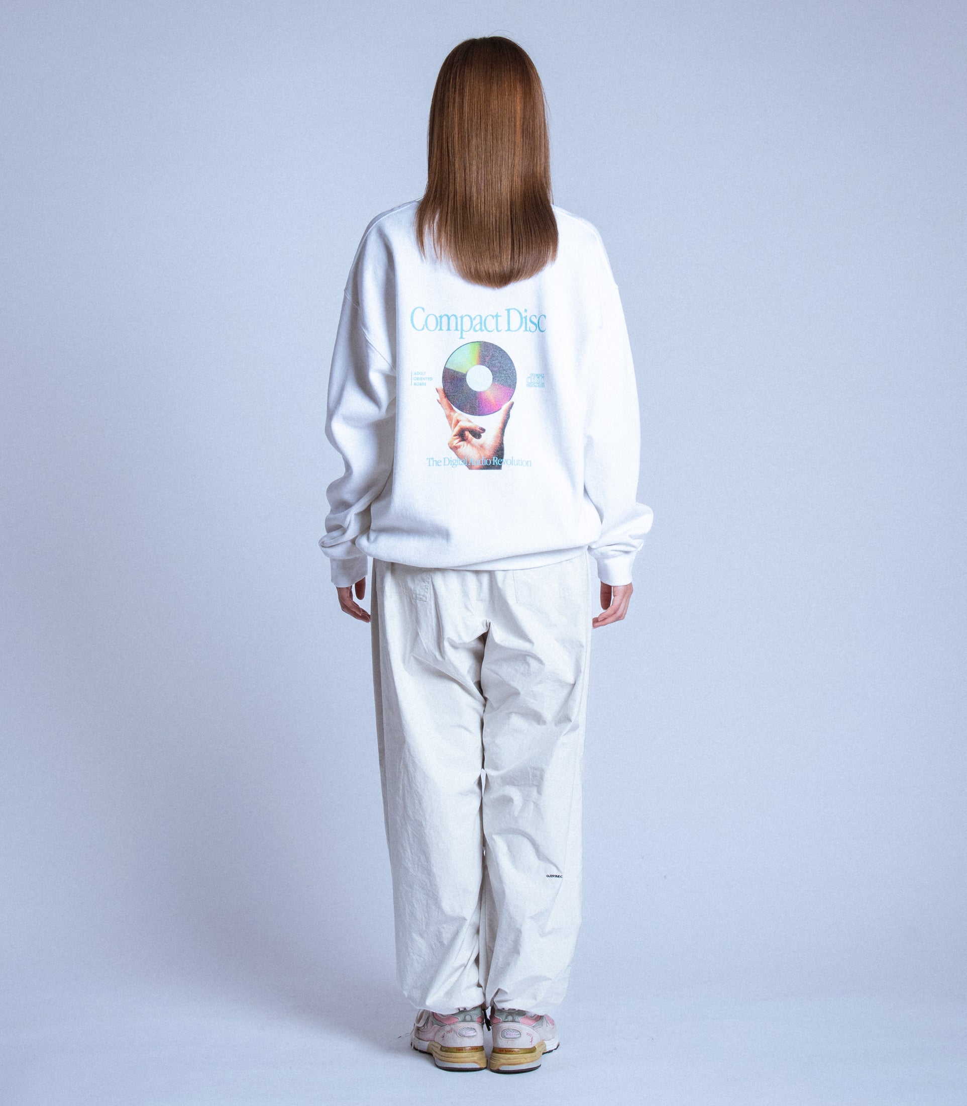 将图片加载到图库查看器，Compact Disc Print Sweat Shirt WHITE
